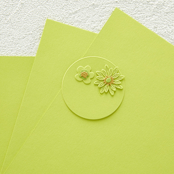 Spellbinders Peridot Color Essentials Cardstock 8.5" x 11" - 10 Pack