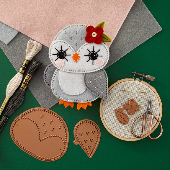 Spellbinders Felt Snowy Owl Etched Dies - Felt Stitch & Create Collection by Nichol Spohr