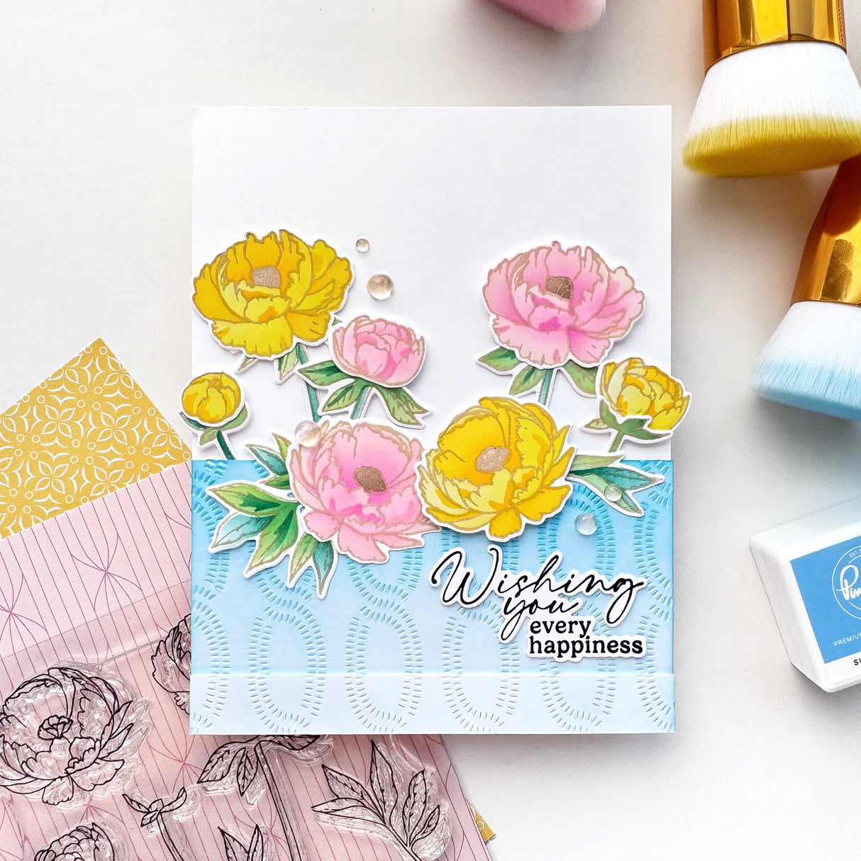 Pinkfresh Studio Blushing Blooms stencil