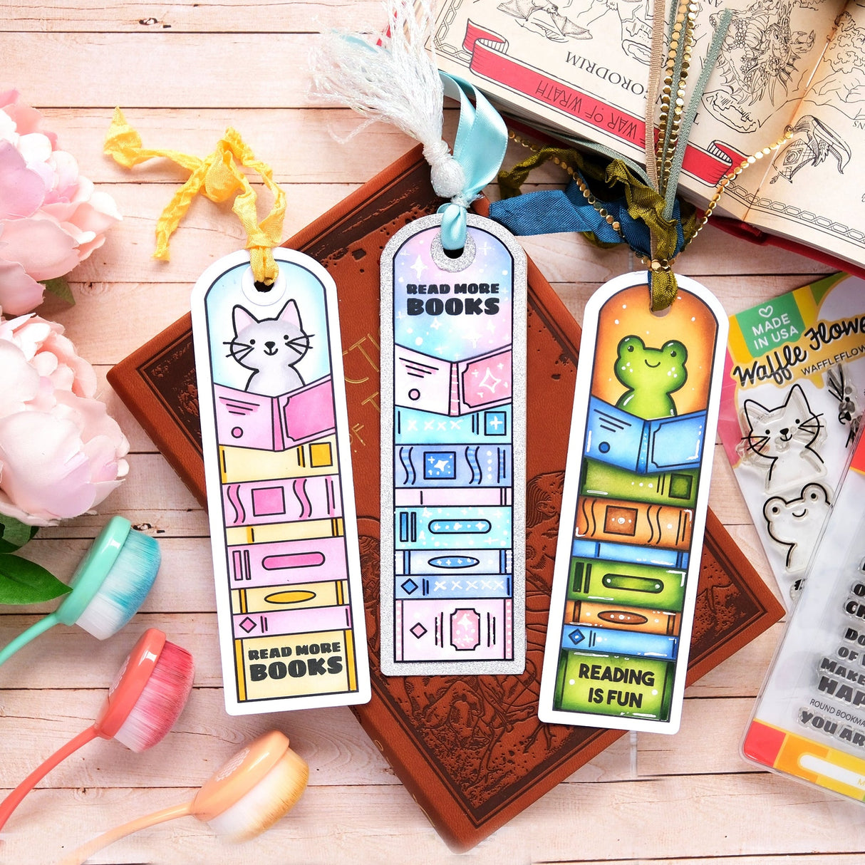 Waffle Flower Round Critter Bookmark Stencil & Stamp Set Bundle