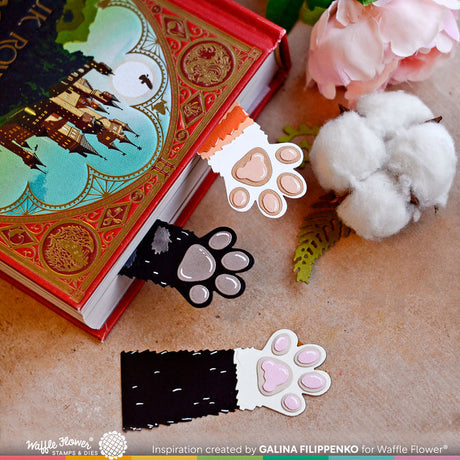 Waffle Flower Paws Up Die Set
