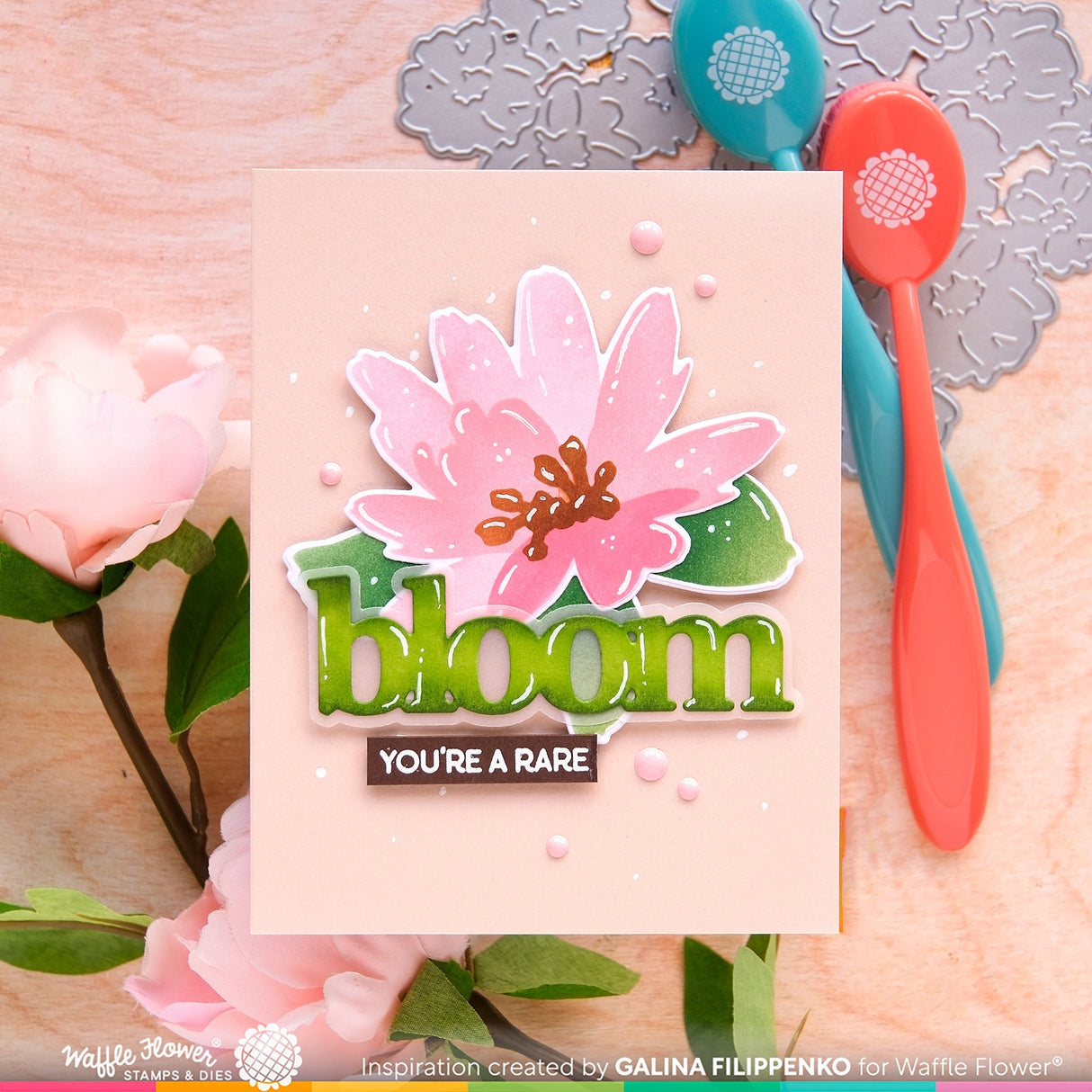 Waffle Flower Oversized Bloom Print Die