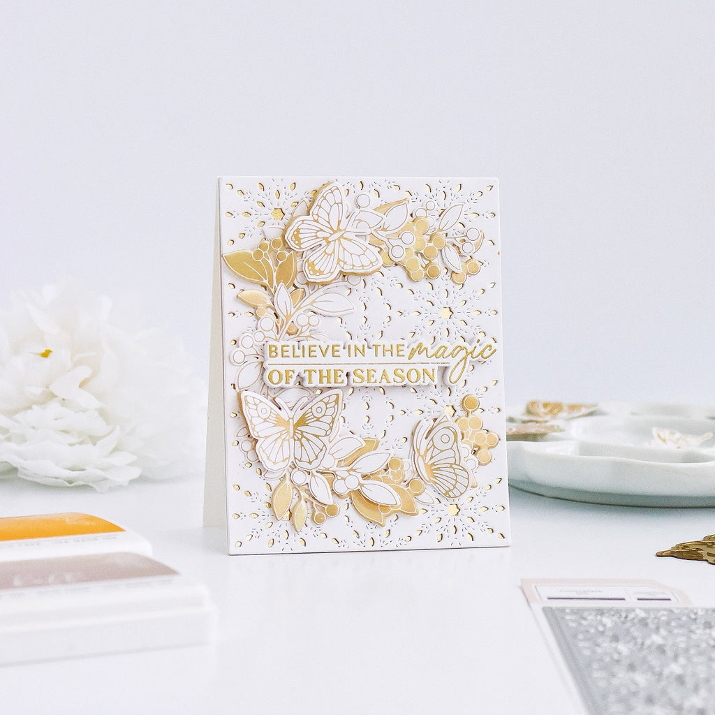 Pinkfresh Studio Snowflakes Coverplate Die